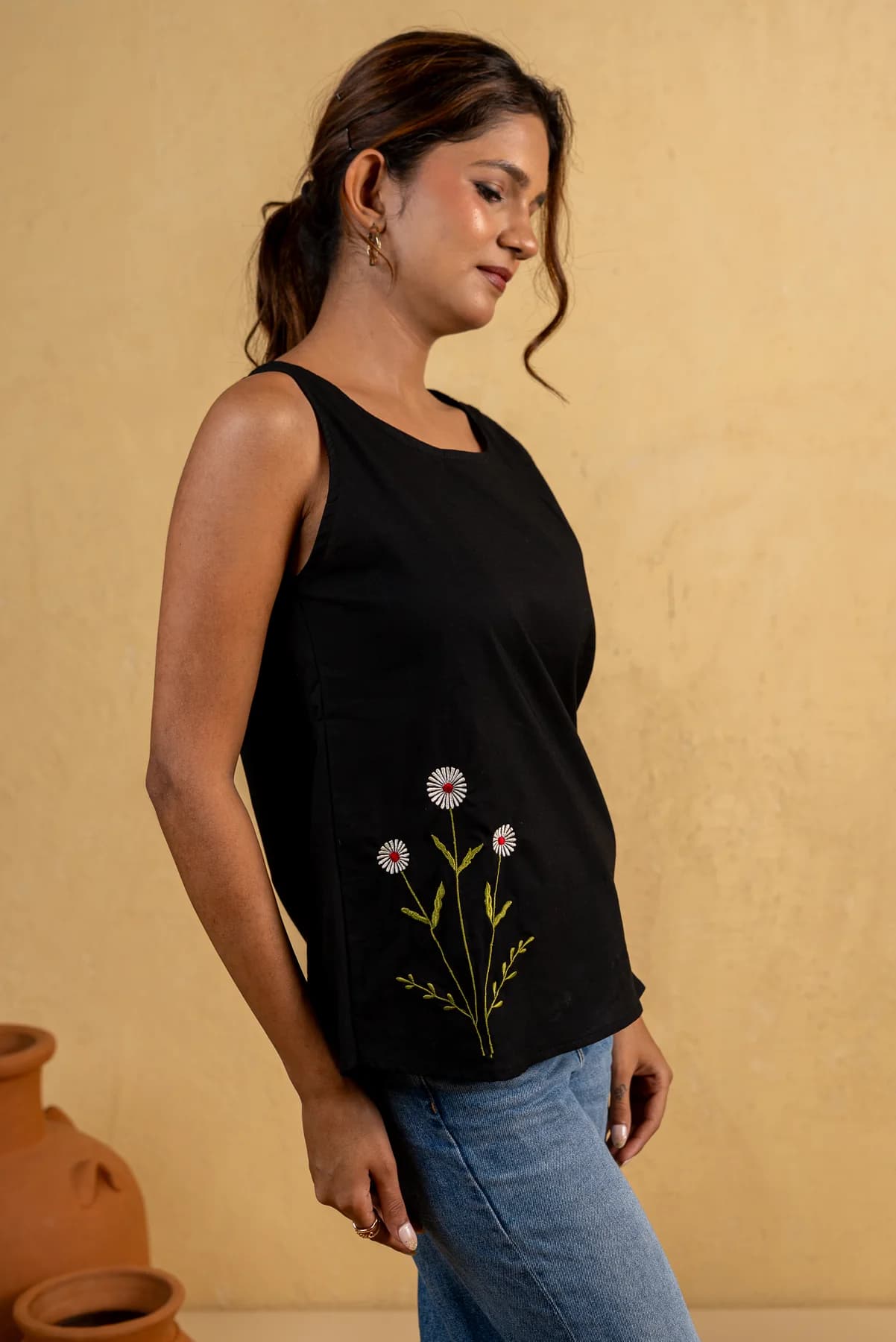 KAIVAA clothing craftsmanship detail
