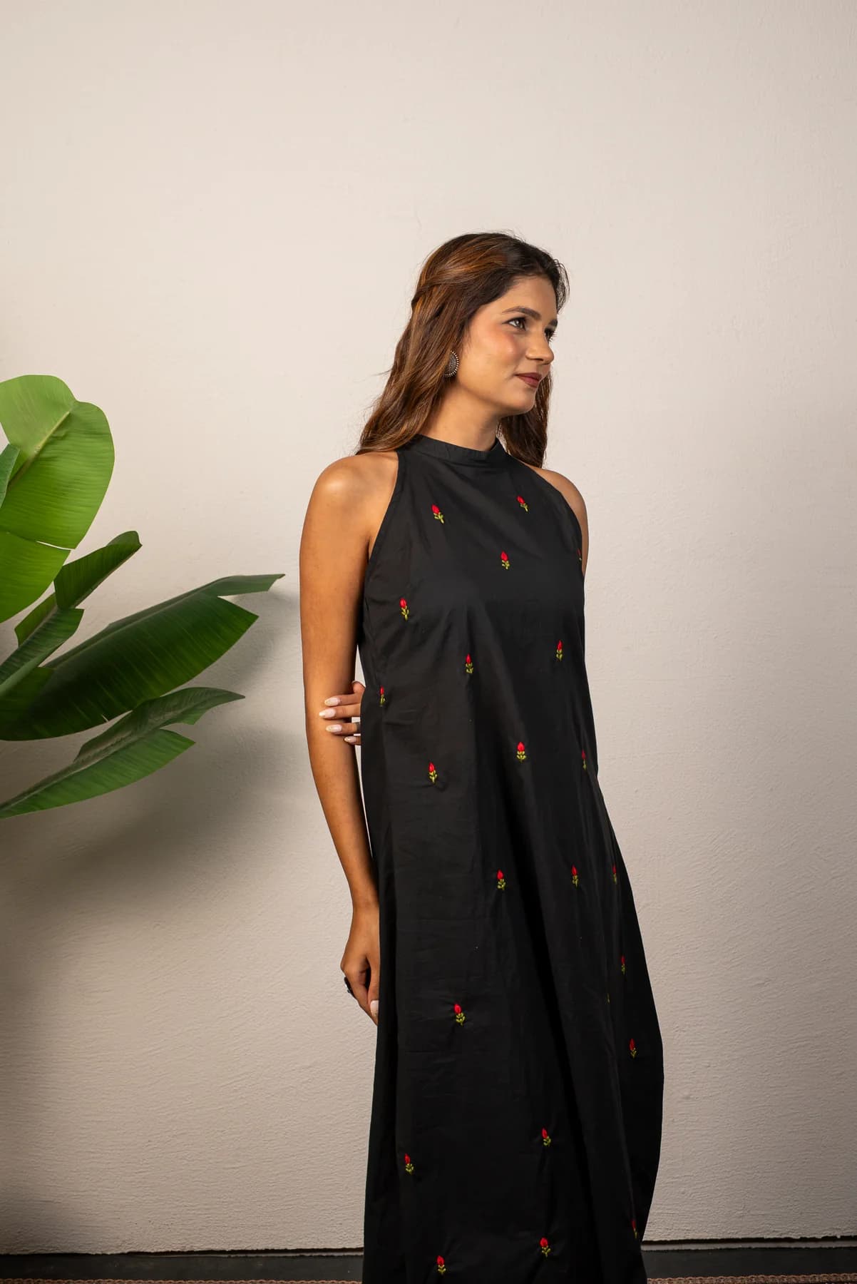 Black Embroidered Kurti Set, view 2