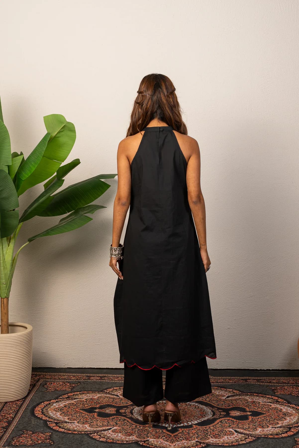 Black Embroidered Kurti Set, view 4